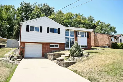 76 York Dr, Pittsburgh, PA 15214