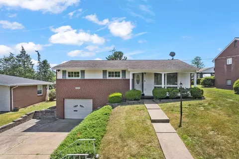 635 Mckinley Ave, Washington, PA 15301
