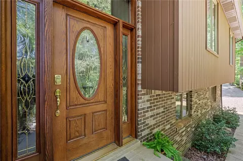 Entry Way - 210 Arner Rd, Freeport, PA 16229 photo 2 of 2