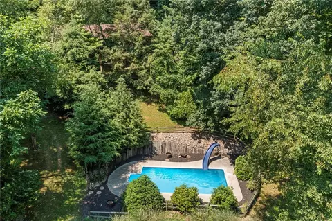 Exterior - 210 Arner Rd, Freeport, PA 16229 photo 11 of 14