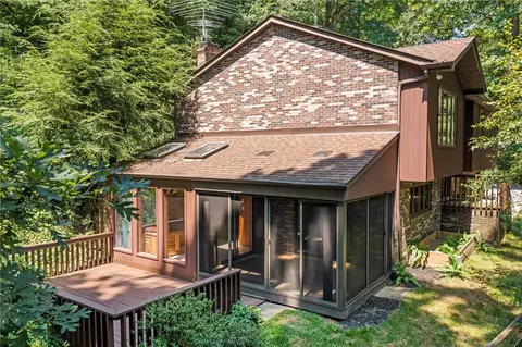 Exterior - 210 Arner Rd, Freeport, PA 16229 photo 6 of 14