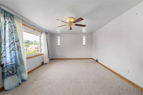 Living - 35 Atlantic Ave, Manor, PA 15665 photo 3 of 3