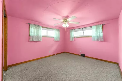 Bedroom - 35 Atlantic Ave, Manor, PA 15665 photo 1 of 5