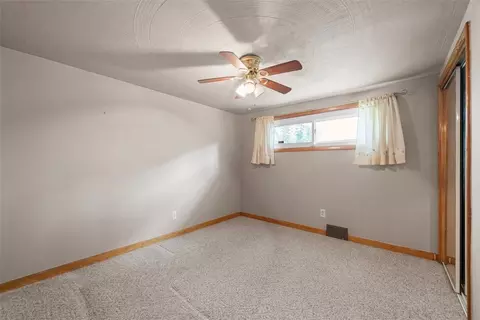 Bedroom - 35 Atlantic Ave, Manor, PA 15665 photo 3 of 5