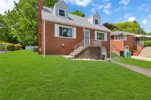 208 Gass Rd, Pittsburgh, PA 15229