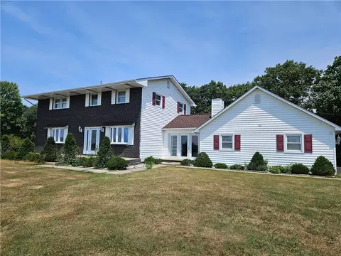 412 Cole Rd, Sarver, PA 16055