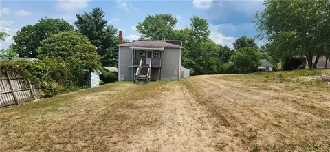 307 S Washington St, Masontown, PA 15461