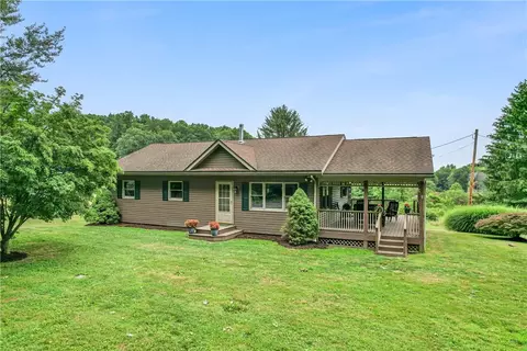 3086 Bell Rd, Emlenton, PA 16373