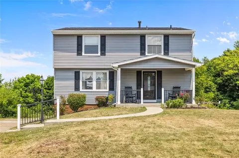 128 Scottsdale Dr, Coraopolis, PA 15108