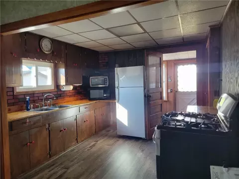 Kitchen - 115 Front St, Chicora, PA 16025 photo 1 of 2