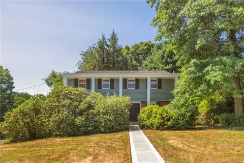 4229 Tanglewood Dr, Allison Park, PA 15101