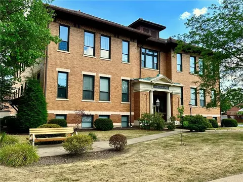 363 4th St #7, Beaver, PA 15009