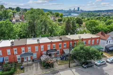 4106 Lydia St, Pittsburgh, PA 15207