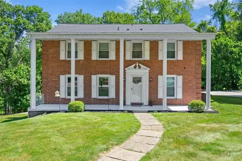 121 Kelvington Dr, Monroeville, PA 15146