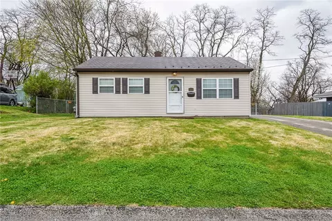 300 Mcdonald Dr, Irwin, PA 15642