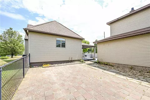 209 Holly Pl, Mount Pleasant, PA 15666 photo 13