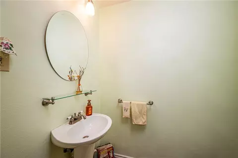 209 Holly Pl, Mount Pleasant, PA 15666 photo 36