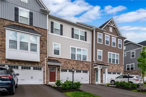 131 Lupine Dr, Mars, PA 16046