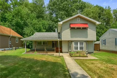 1304 4th St, Beaver Falls, PA 15010