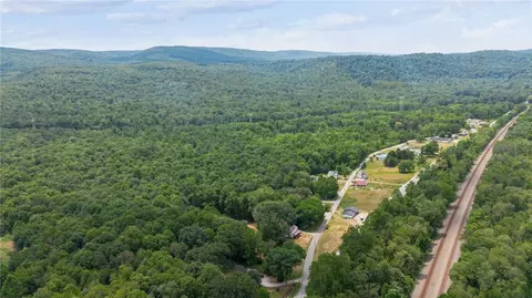 000 Robb Rd, New Florence, PA 15944