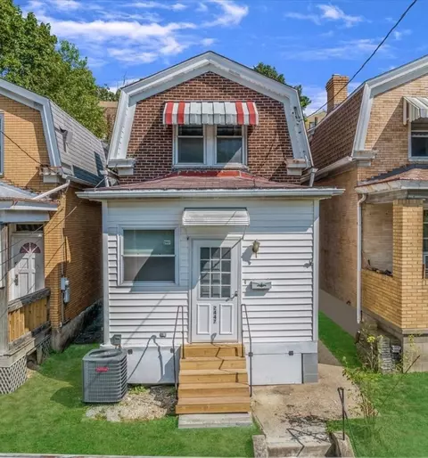 2447 Woodward Ave, Pittsburgh, PA 15226