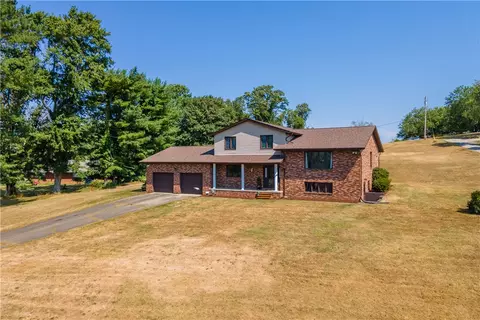 429 Constitution St, Perryopolis, PA 15473