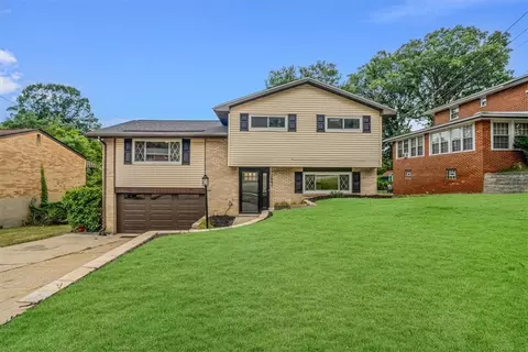 1661 Galeton Dr, Verona, PA 15147