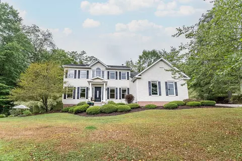 198 Deer Lake Trl, Chalkhill, PA 15421