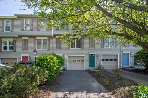 1315 Meadowbrook Dr, Canonsburg, PA 15317