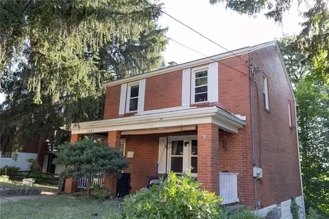 1847 Dagmar Ave, Pittsburgh, PA 15216