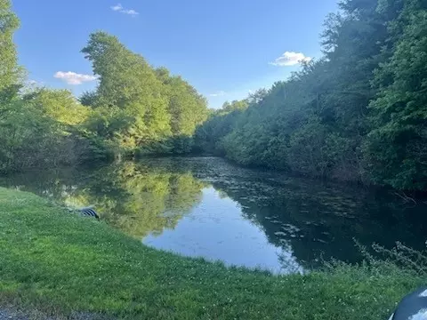 000 Wises Grove Rd, New Brighton, PA 15066