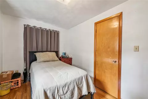Bedroom - 111 Sheffield Dr, Irwin, PA 15642 photo 6 of 7