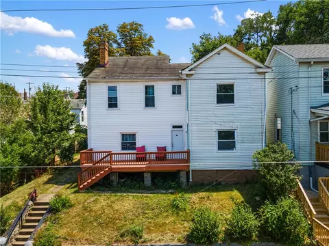 110 W 11th Ave, Homestead, PA 15120