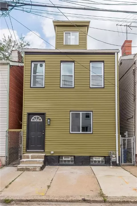 1709 Sidney St, Pittsburgh, PA 15203