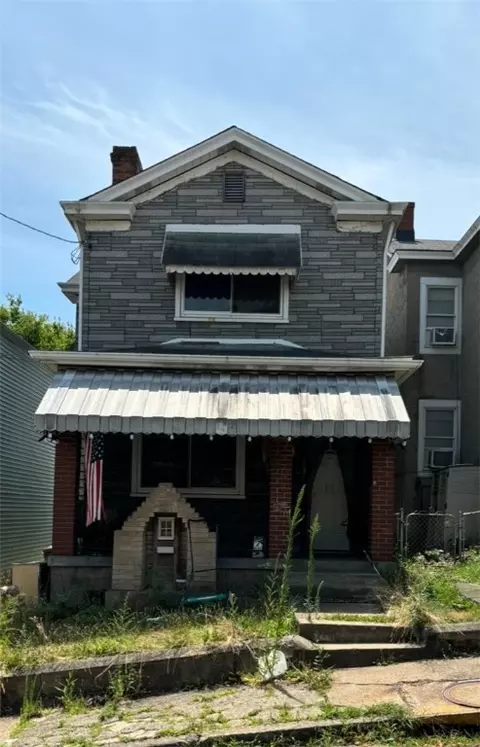 39 Mckinnie Ave, Mckees Rocks, PA 15136