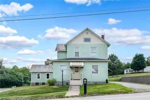 151 Main St, West Sunbury, PA 16061
