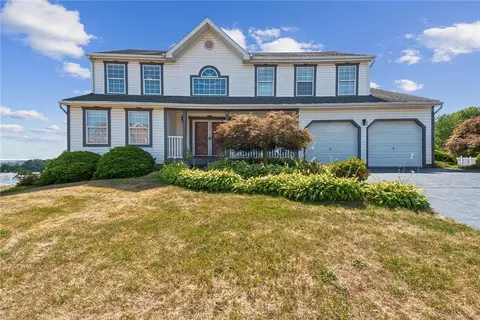 320 Talon Dr, Irwin, PA 15642
