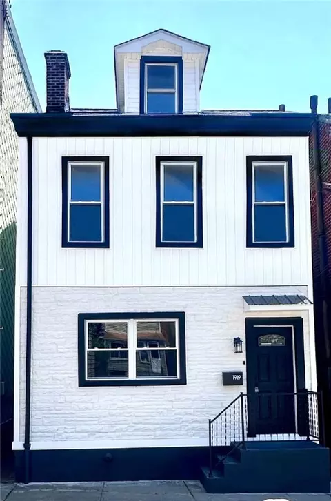 1919 Tours St, Pittsburgh, PA 15212