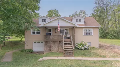 2152 Martha St, New Castle, PA 16101