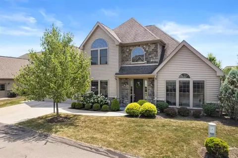 2733 Flat Stone Ct, Gibsonia, PA 15044