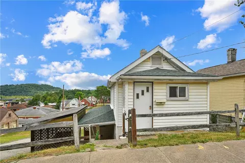 1037 Worthington Ave, Clairton, PA 15025