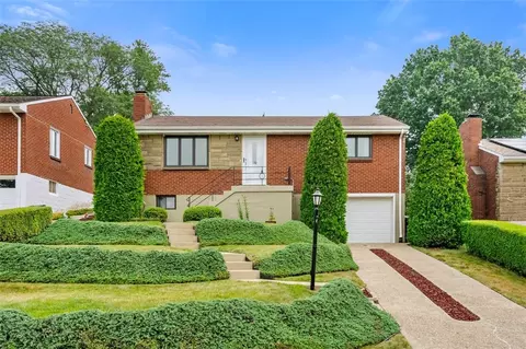 569 Somerville Dr, Pittsburgh, PA 15243