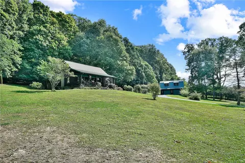 69 Lover Jonestown Rd, Charleroi, PA 15022