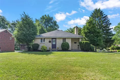 5041 Azalea Dr, Pittsburgh, PA 15236