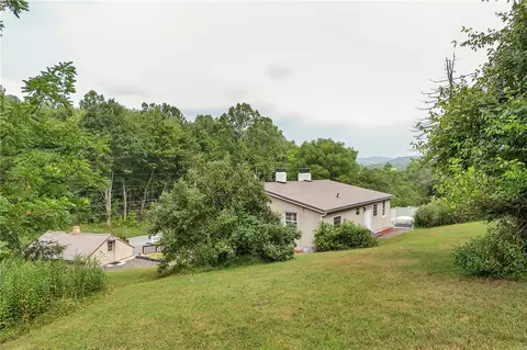 2665 Berlin Farm Rd, Export, PA 15632 photo 7
