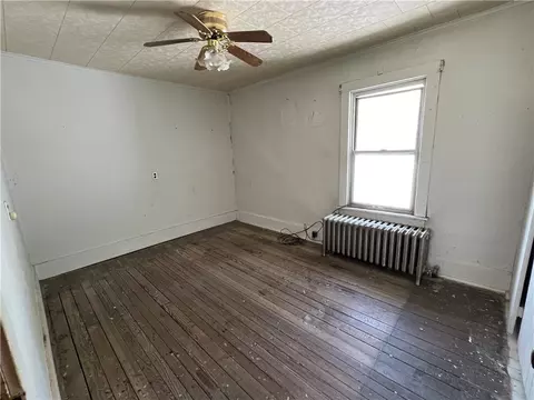 Bedroom - 421 E 2nd St, Derry, PA 15627 photo 3 of 6