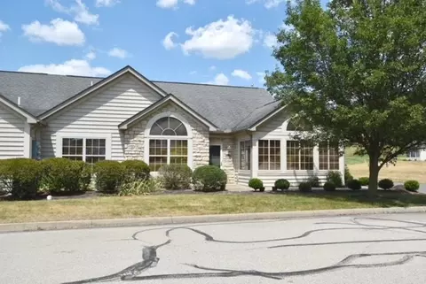 1503 Golf Course Dr, Washington, PA 15301