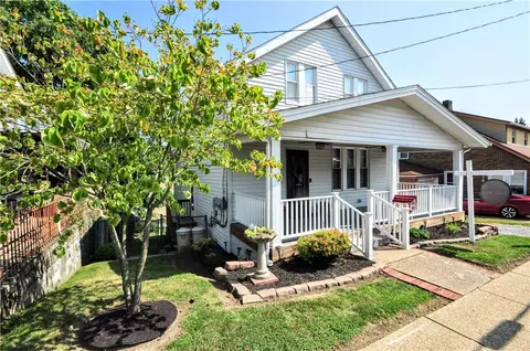 606 4th St, Monongahela, PA 15063