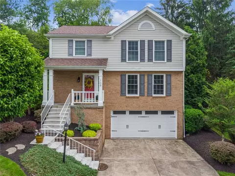 109 Iron Run Rd, Bethel Park, PA 15102