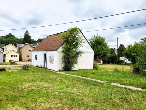 Exterior - 123-125 E 2nd St, Derry, PA 15627 photo 3 of 7